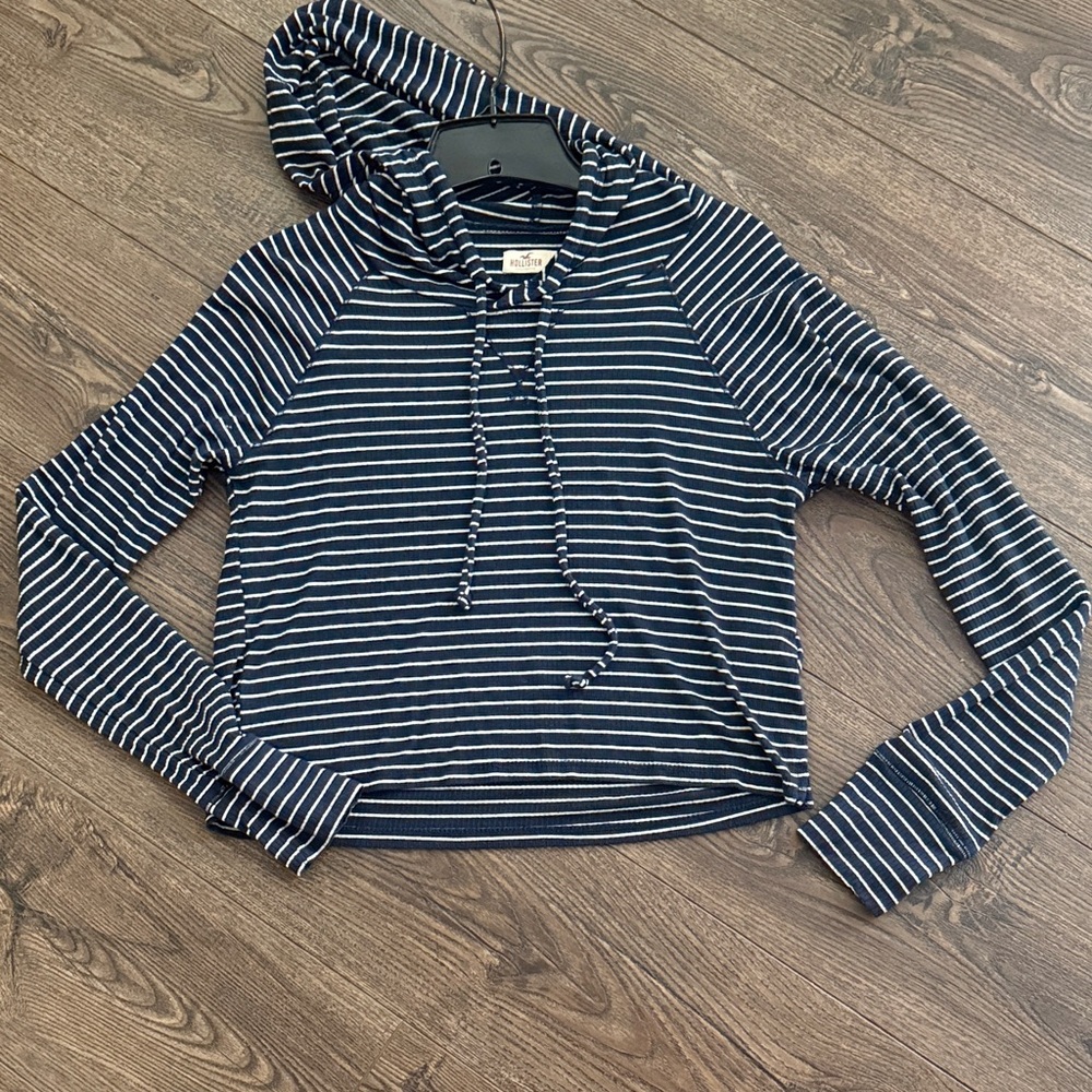 Hollister Like New navy and white striped long sleeve hoodie top Medium